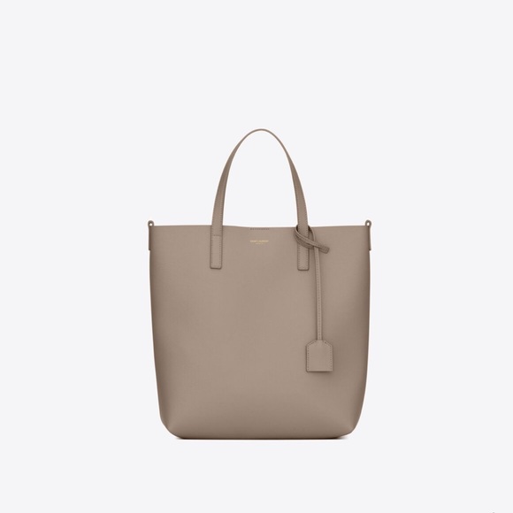 SHOPPING SAINT LAURENT IN LEATHER - Picture 1 of 16